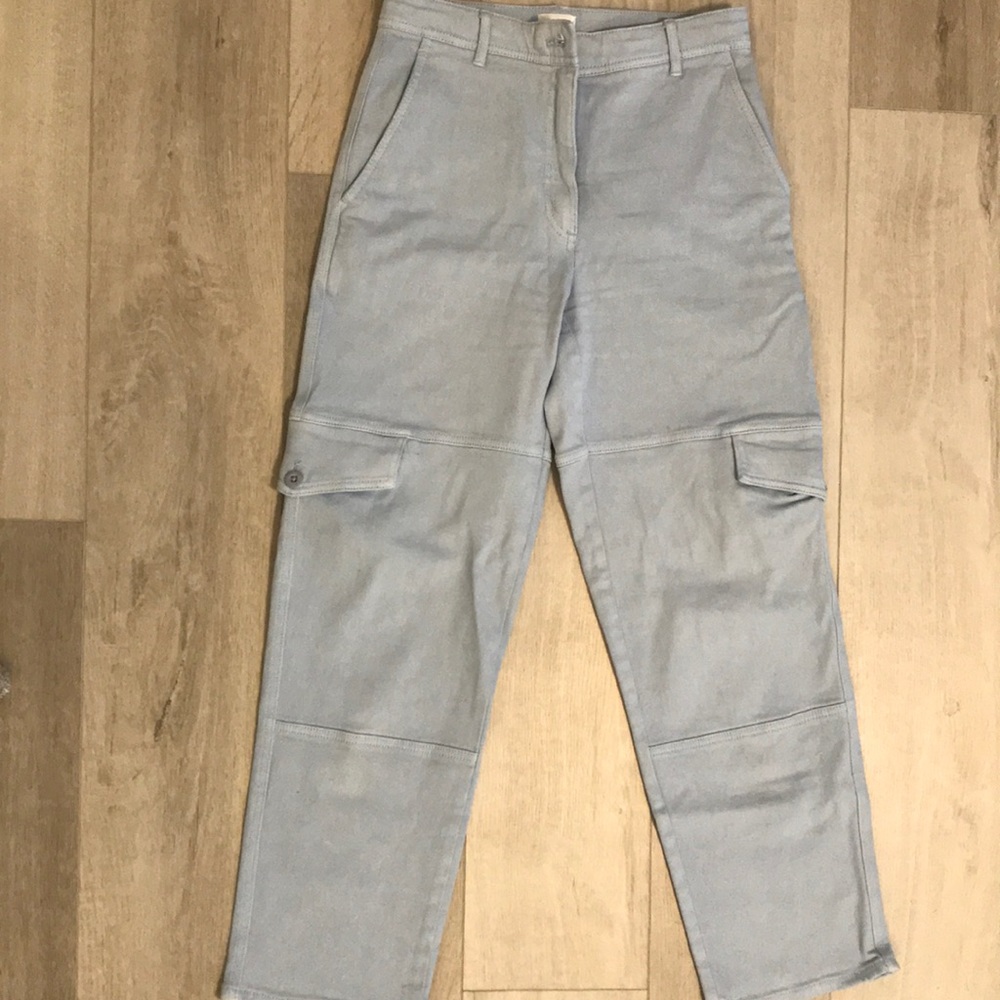 Aritzia cargo like pants